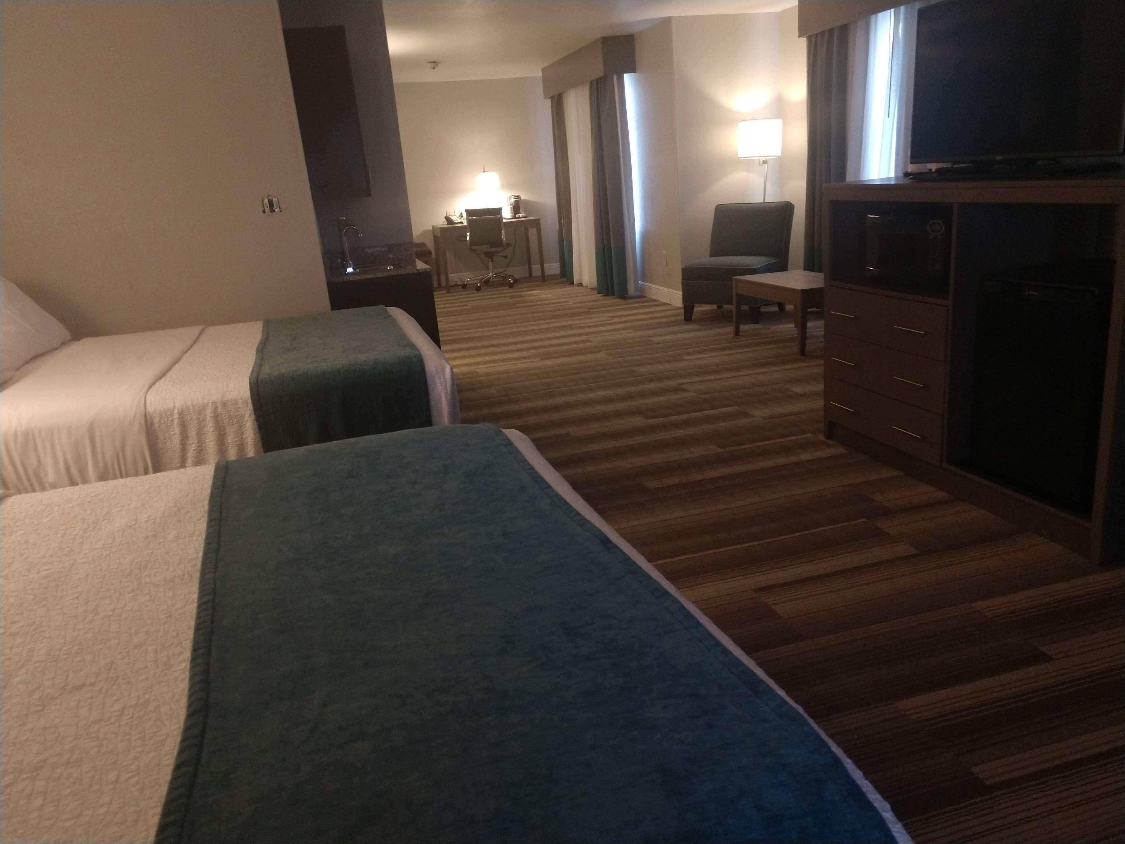 Best Western Casula Motor Inn Esterno foto
