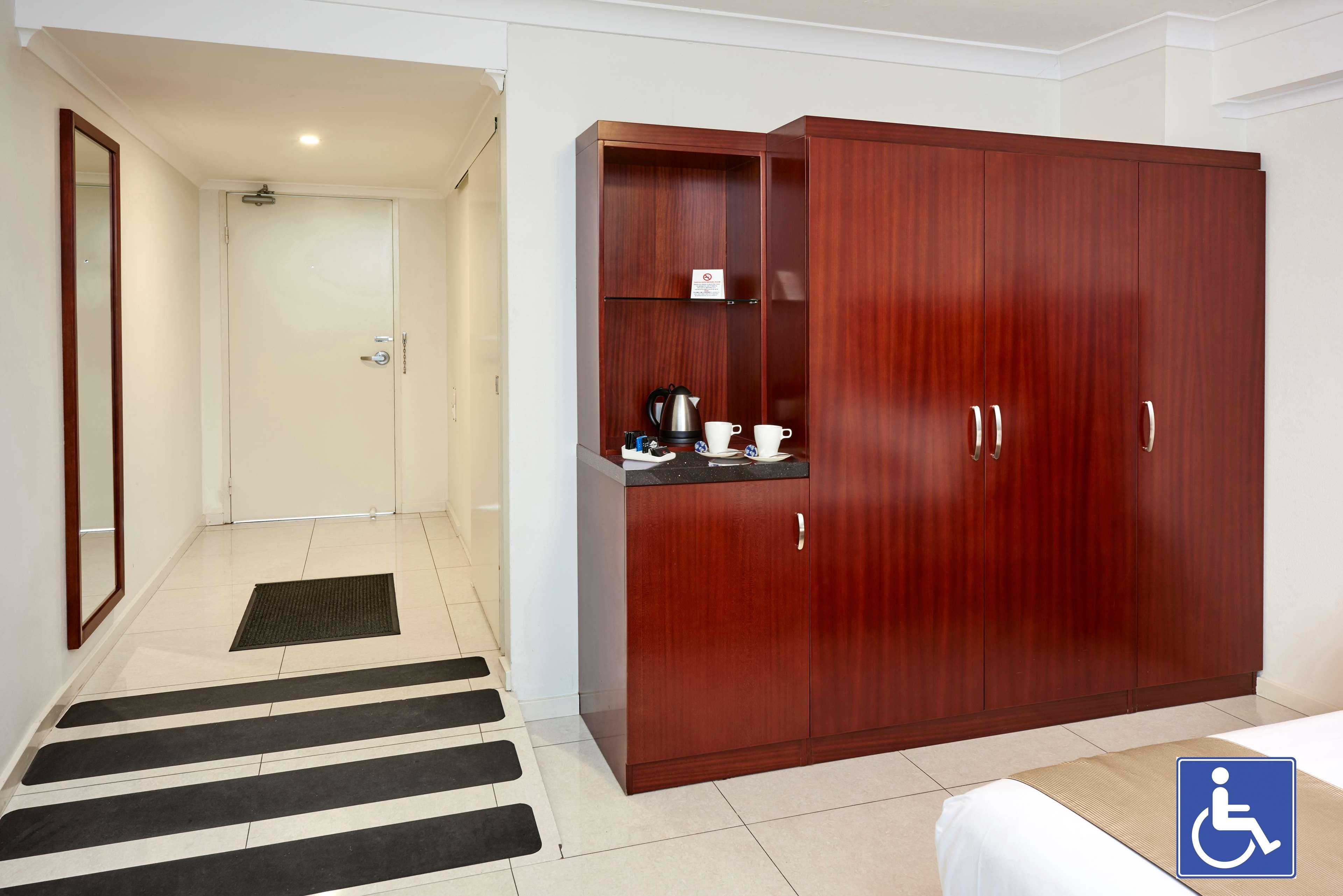 Best Western Casula Motor Inn Esterno foto