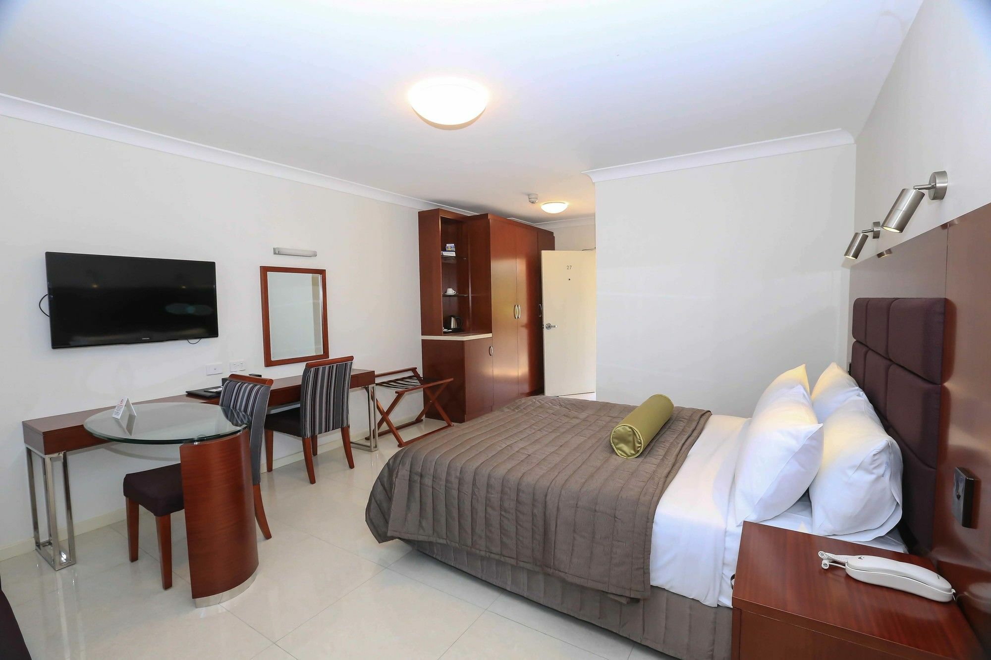 Best Western Casula Motor Inn Esterno foto